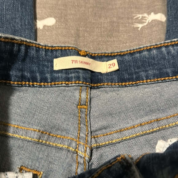 Levi’s - Picture 3 of 4